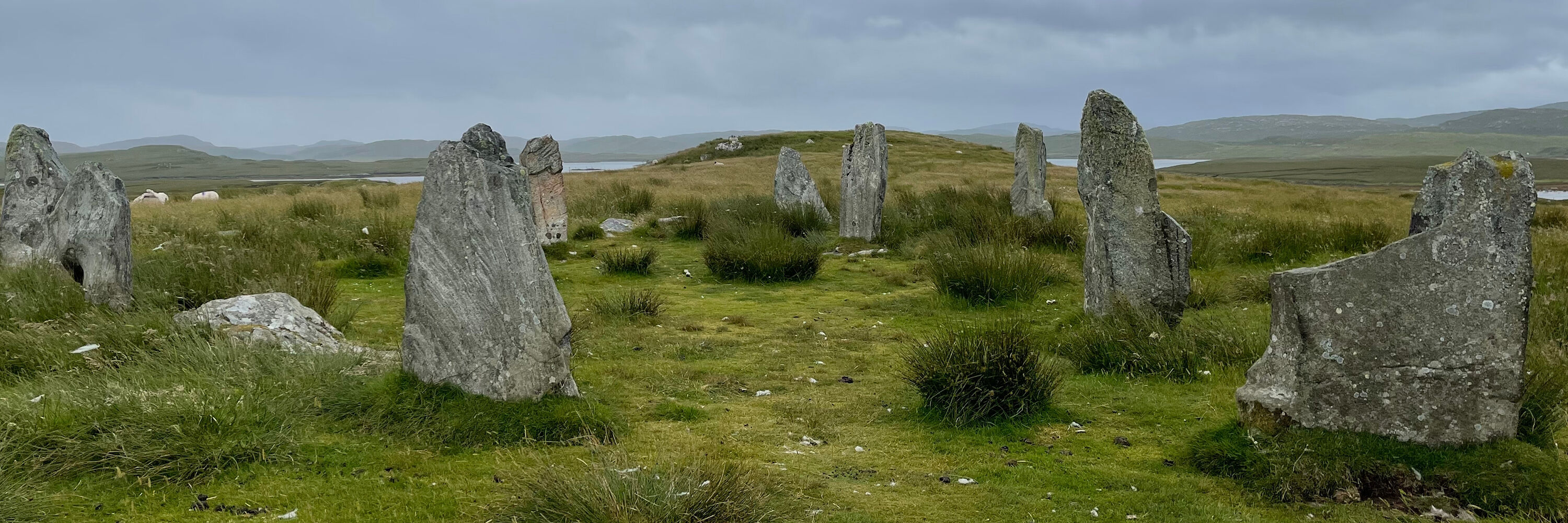 Banner stones